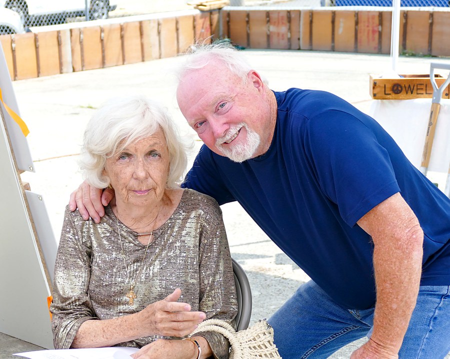 Peter Marlowe, builder and host
